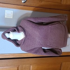 Hooded Furry sweatshirt,  sz S, AE